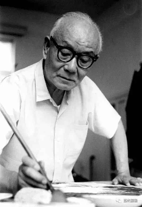 李可染一生創(chuàng)作作品1000件，市場拍了8000件，90%是假的